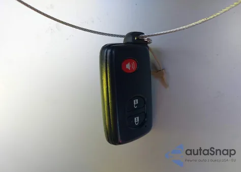 2013 Toyota Prius Two z USA, uszkodzony, nr VIN JTDKN3DU6D5588309